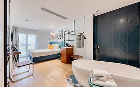 Victoria Boutique Hotel